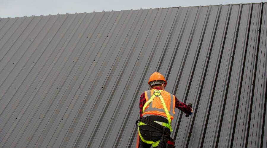 Professional metal roof installation services in Jemison, AL